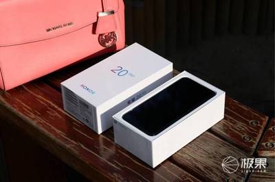 中端手機市場新標桿，榮耀20Pro實力圈粉，頂級拍照與黑科技并行
